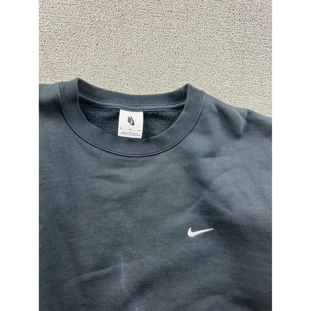 Nike Solo Swoosh Fleece Crew Sweatshirt Men XL Gray Heather Oversized Athleisure